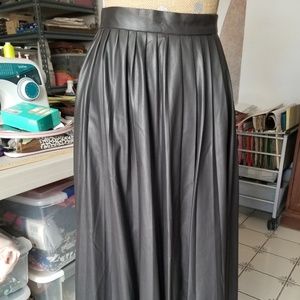 Zara Skirt Faux Leather X Small